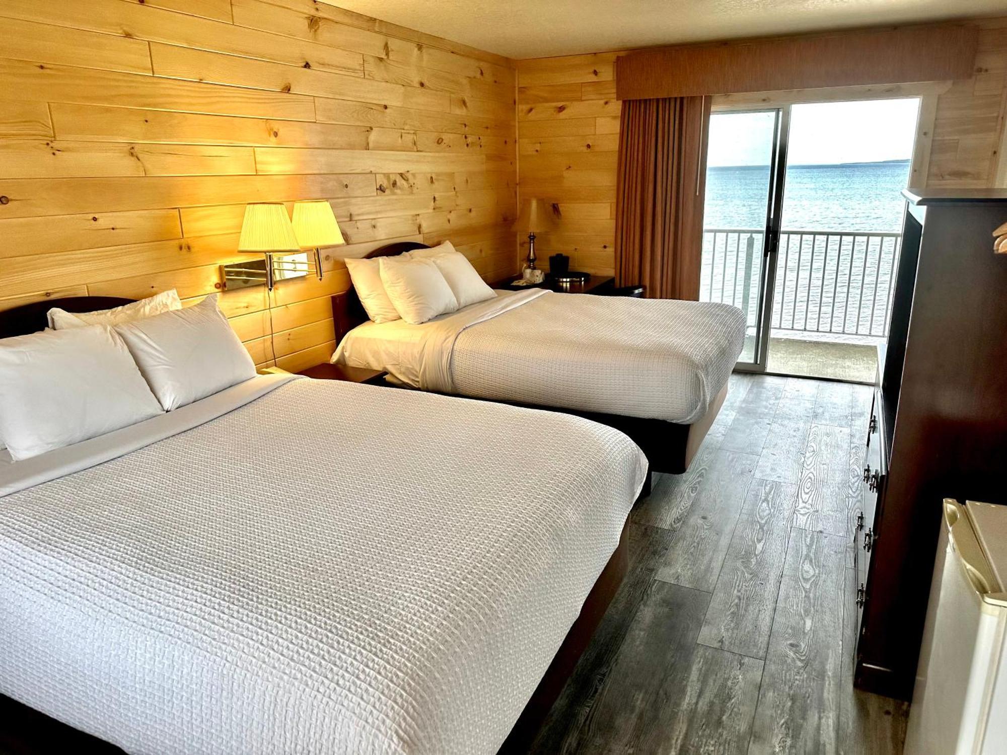 Bridgeview Motel Mackinaw City Εξωτερικό φωτογραφία