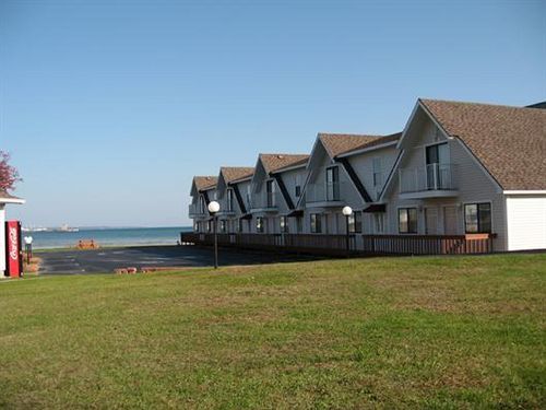 Bridgeview Motel Mackinaw City Εξωτερικό φωτογραφία