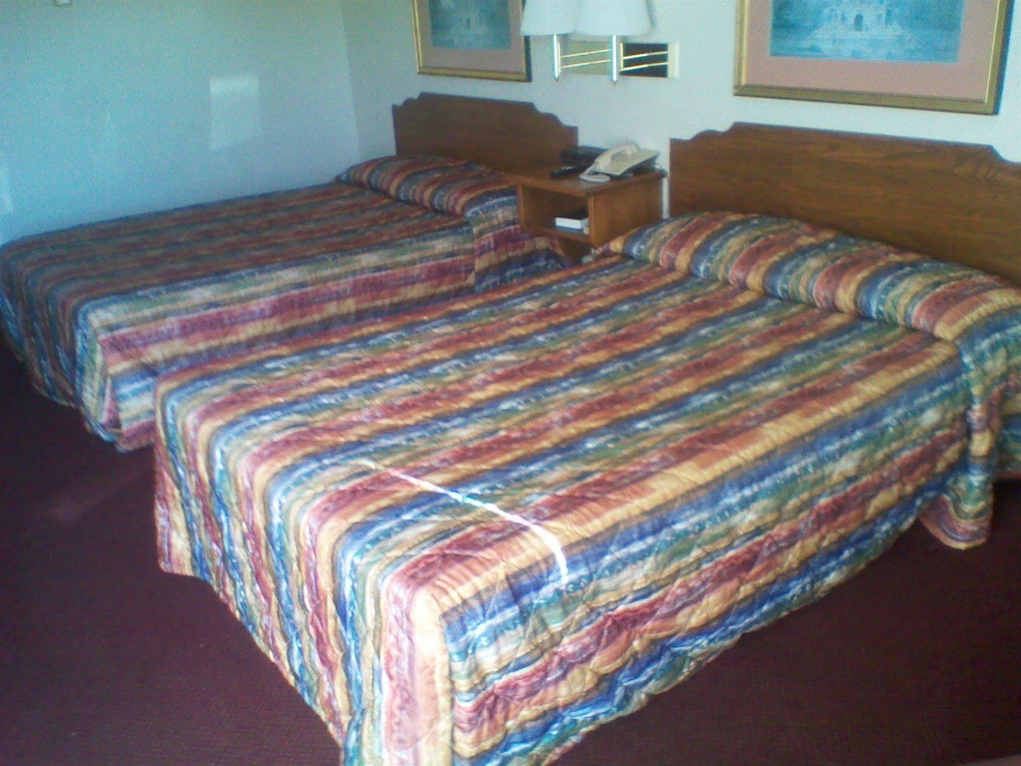 Bridgeview Motel Mackinaw City Εξωτερικό φωτογραφία